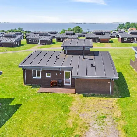 Holiday home Gudbrand - 500m From The Sea By Interhome Bogentved