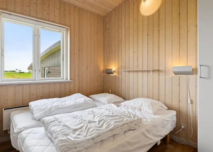 Holiday home Gudbrand - 500m From The Sea By Interhome