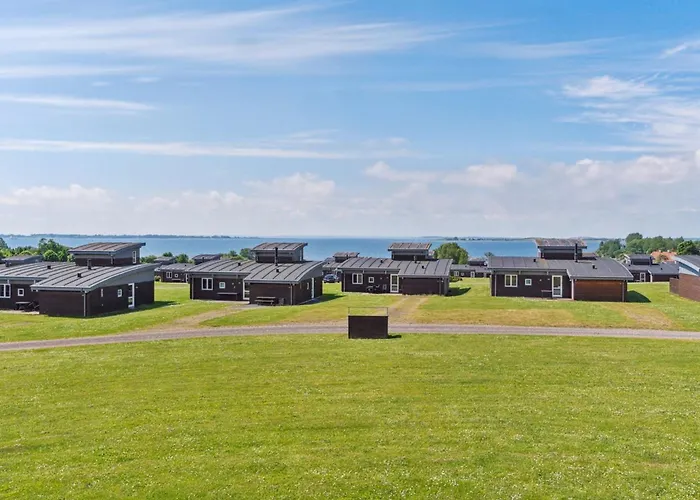 Holiday home Gudbrand - 500m From The Sea By Interhome *